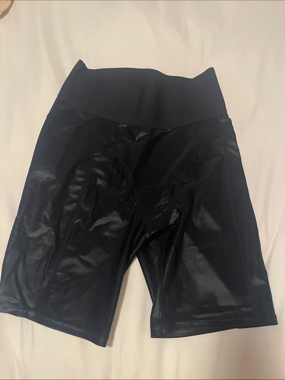 Good American shiny bike shorts 2 like new